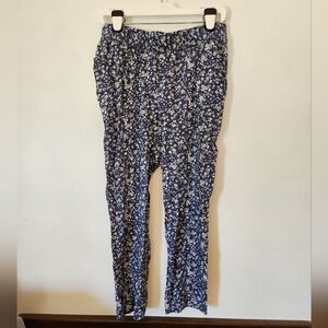 🌸NWT Jessica Simpson blue floral soft pants size S
